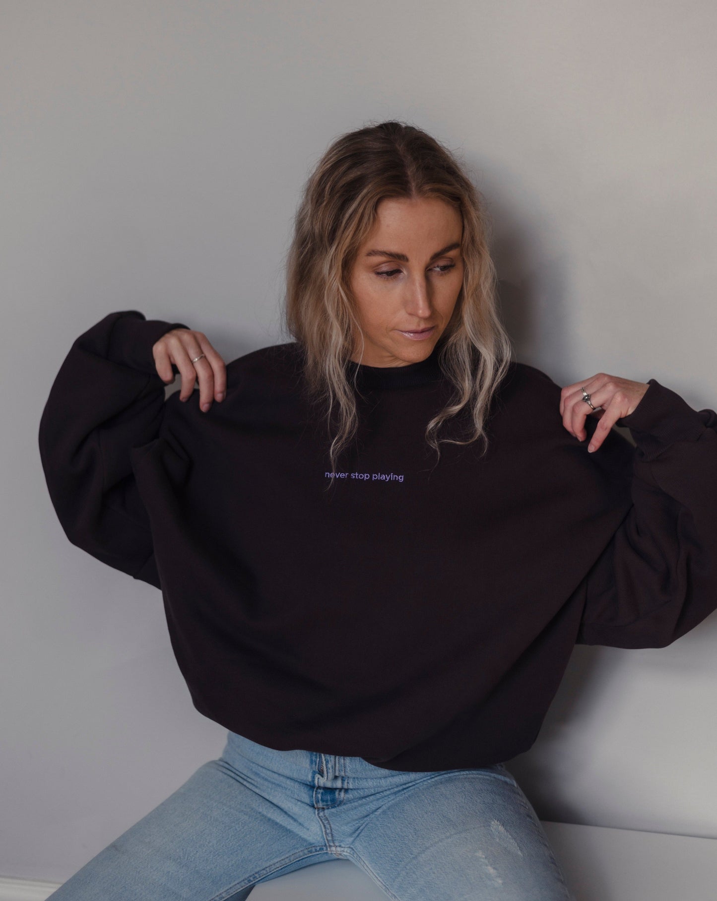Brown oversized sweatshirt with embroidery at chest 